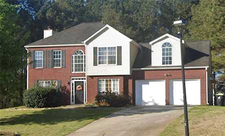 911 Waterview Court Mcdonough, GA 30253