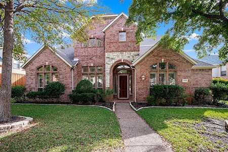 2308 Clearspring Drive S Irving, TX 75063