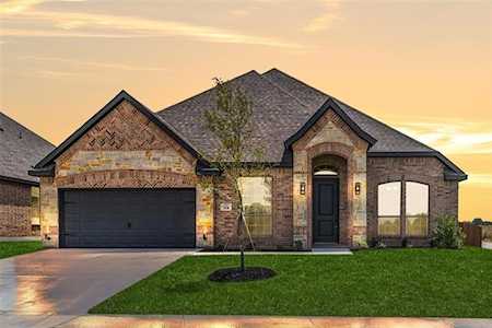104 Mockingbird Hill Drive Joshua, TX 76058