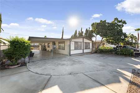 24905 Castlebrook Ave Moreno Valley, CA 92553