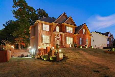 1932 River Crest Way Lawrenceville, GA 30045