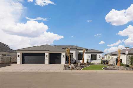 3724 S Kennedy LN Washington, UT 84780