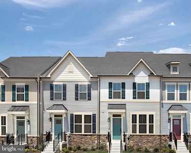 10154 Lake Linganore Blvd New Market, MD 21774
