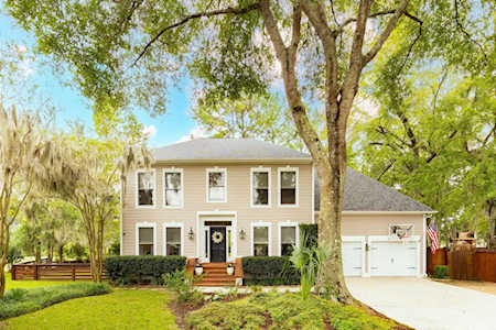 17 Glenkirk Drive Charleston, SC 29414