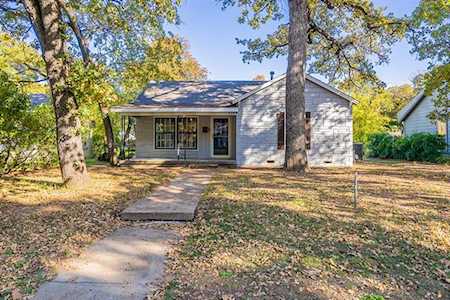 1708 Robinwood Drive Fort Worth, TX 76111