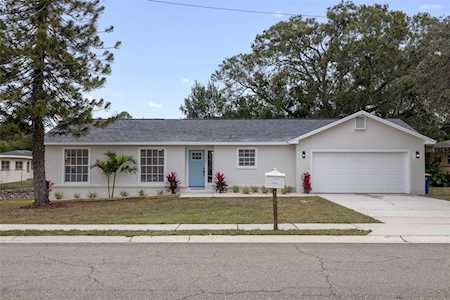 1904 Rainbow Dr Clearwater, FL 33765