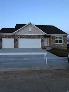 384 Valley Bluff Dr Wentzville, MO 63385