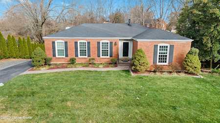 616 Gatehouse Ln Louisville, KY 40243