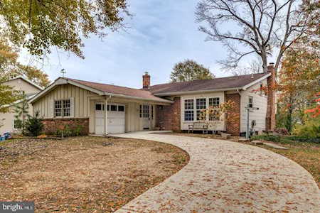 123 Ramblewood Parkway Mount Laurel, NJ 08054