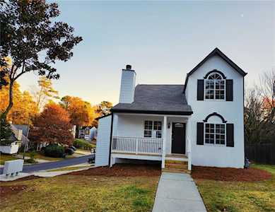 1029 Hillsborough Chase NW Kennesaw, GA 30144