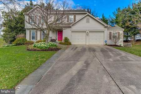 6 Edgerton Ct Parkville, MD 21234