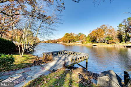 10 S Lakeside Dr W Medford, NJ 08055