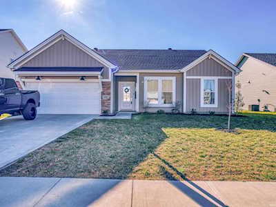 5565 Baywater Drive Newburgh, IN 47630