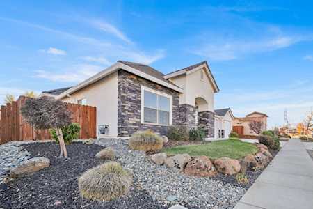 4125 Haleakala Ave Redding, CA 96001