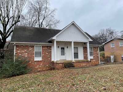 2705 Priest Lake Dr Nashville, TN 37217