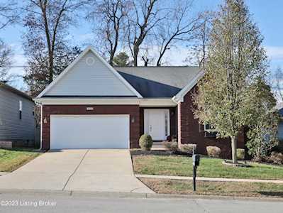 4028 Emerald Spring Pl Louisville, KY 40245
