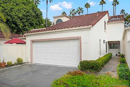 3112 Vista Mar Carlsbad, CA 92009