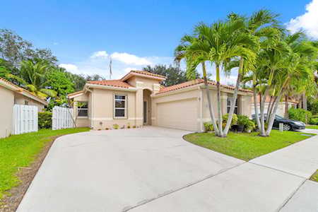 7297 Nautica Way Lake Worth, FL 33467