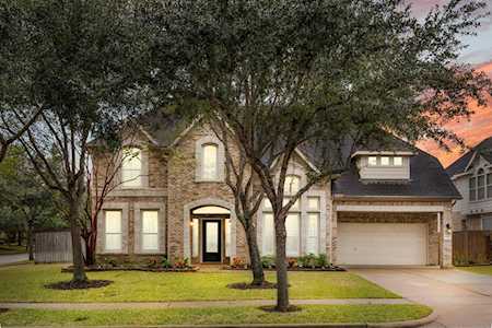 10822 Cornwall Ln Missouri City, TX 77459