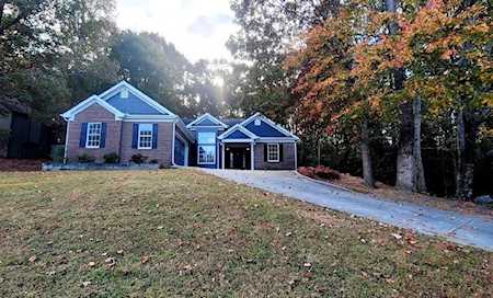 6468 Ivy Springs Drive Flowery Branch, GA 30542