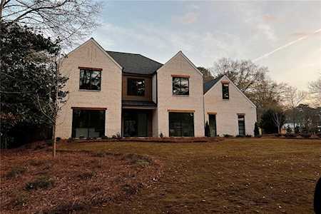 215 Pinetree Circle Alpharetta, GA 30009