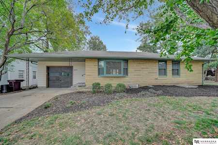 6031 Vine St Lincoln, NE 68505