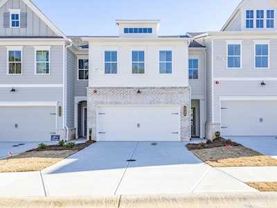 2992 Ferrington Way Smyrna, GA 30080