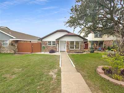 9945 Lone Eagle Drive Fort Worth, TX 76108