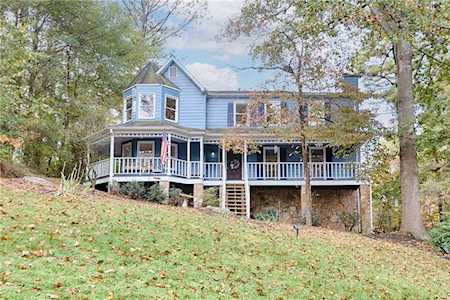 904 Scarlet Trace NE Kennesaw, GA 30144