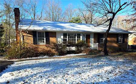 8027 Willow Ave Mechanicsville, VA 23111