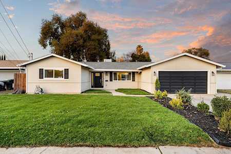 5405 Angelina Avenue Carmichael, CA 95608