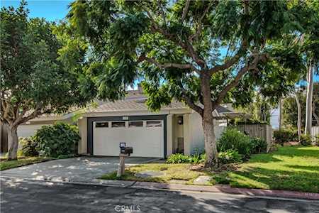 7232 Havenrock Dr Huntington Beach, CA 92648