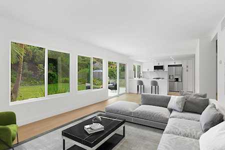 6432 La Paloma Street Carlsbad, CA 92009