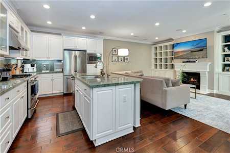 38 City Stroll Irvine, CA 92620
