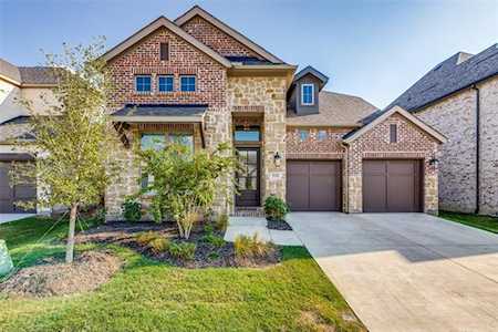 2920 Saltwood Court Celina, TX 75009