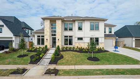 10131 Regatta Shore Missouri City, TX 77459
