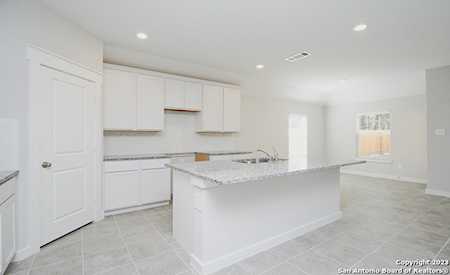 3517 Hurricane Trail New Braunfels, TX 78130