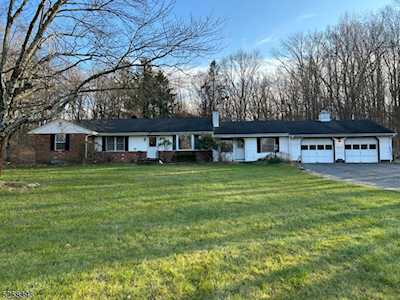 203 Petersburg Rd Independence Twp., NJ 07840