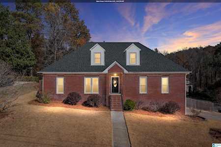 401 Still Oaks Circle Trussville, AL 35173
