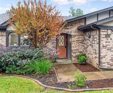 6212 Shirley Drive North Richland Hills, TX 76180