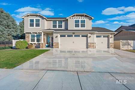 1082 W Blue Down Street Meridian, ID 83642