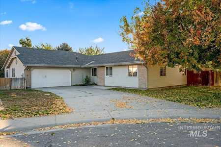 183 Lynwood Circle Meridian, ID 83642