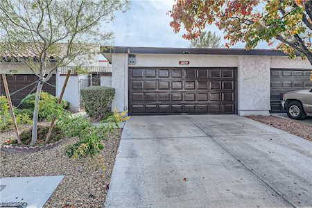 3139 Espanol Dr Las Vegas, NV 89121