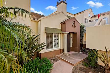 3727 Greggory Way #2 Santa Barbara, CA 93105