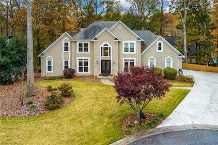 2867 Clary Hill Drive NE Roswell, GA 30075