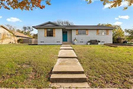 9040 Meadow Lane Frisco, TX 75033