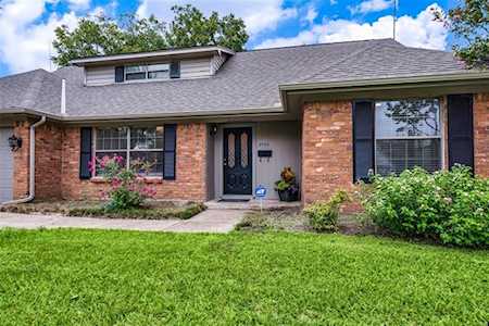2925 Ermine Way Farmers Branch, TX 75234