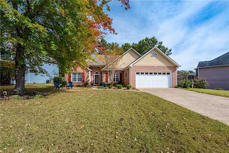 151 Eagle Glen Drive Woodstock, GA 30189