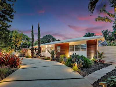 1528 NW 7th Ter Fort Lauderdale, FL 33311