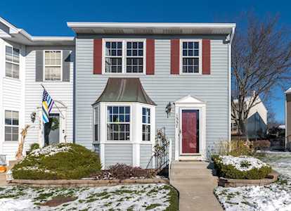 1357 Dunham Ct Geneva, IL 60134